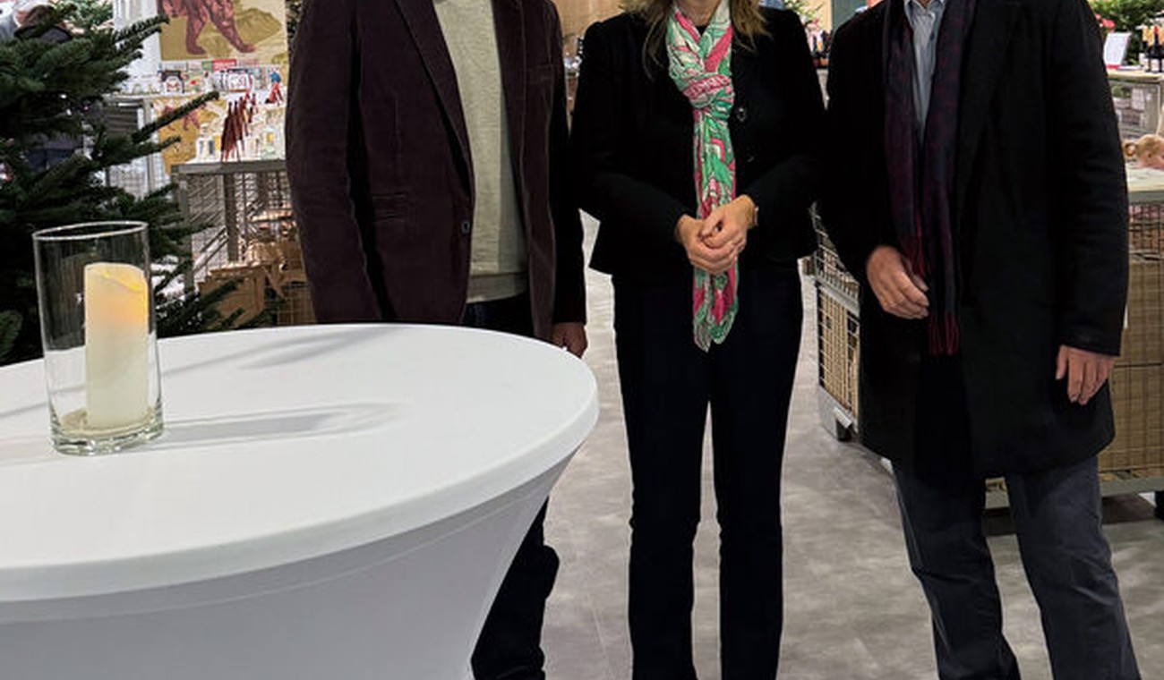 Adventsmarkt belegt leerstehendes SportScheck-Geschäft und soll Innenstadt beleben Adventsmarkt belegt leerstehendes SportScheck-Geschäft und soll Innenstadt beleben