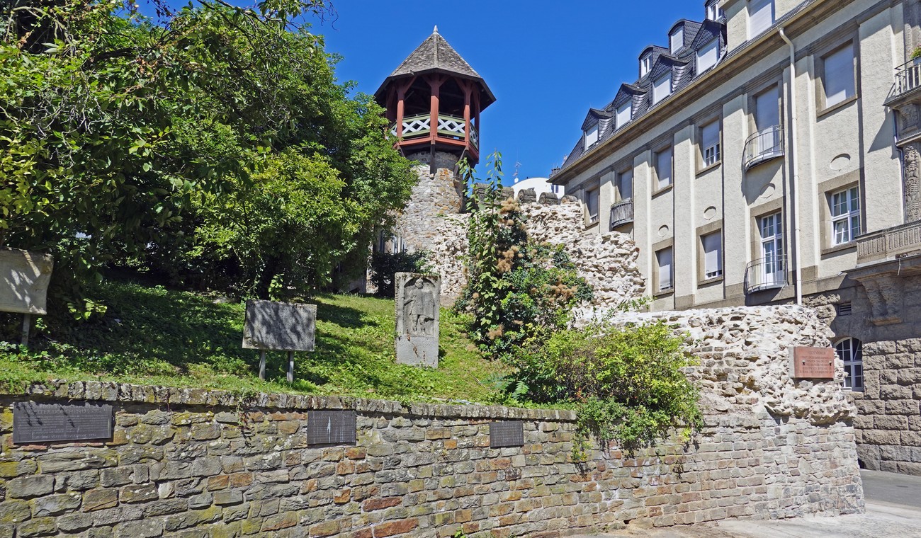 Heidenmauer in Wiesbaden: Vortrag diskutiert Funktion zwischen Wehr und Wasserversorgung Heidenmauer in Wiesbaden: Vortrag diskutiert Funktion zwischen Wehr und Wasserversorgung