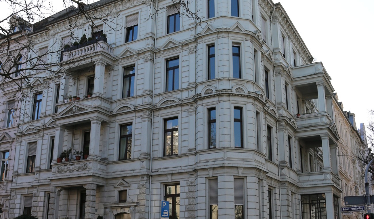 Wiesbadener Ortsbeiräte treffen sich: Parkregelungen, Straßenreinigung und lokale Projekte auf der Agenda Wiesbadener Ortsbeiräte treffen sich: Parkregelungen, Straßenreinigung und lokale Projekte auf der Agenda