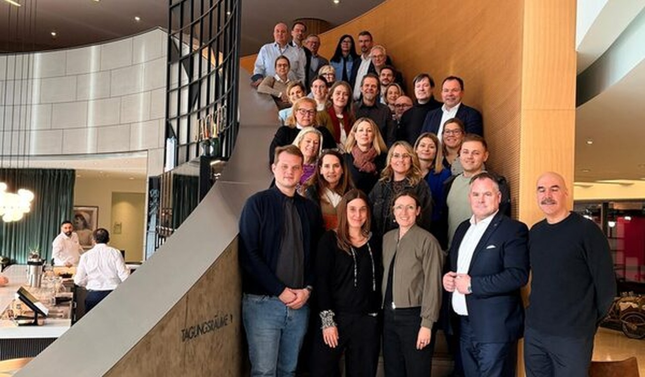 Wiesbadener Partnernetzwerk plant Auslandskampagne und neue Stadtoffensiven für 2026